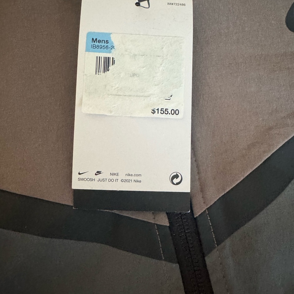 Nike Men’s Gray and Brown Colorblock Windbreaker Jacket - Picture 2 of 4